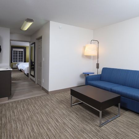 Holiday Inn Express Grand Rapids Southwest, An Ihg Hotel Грандвил Екстериор снимка