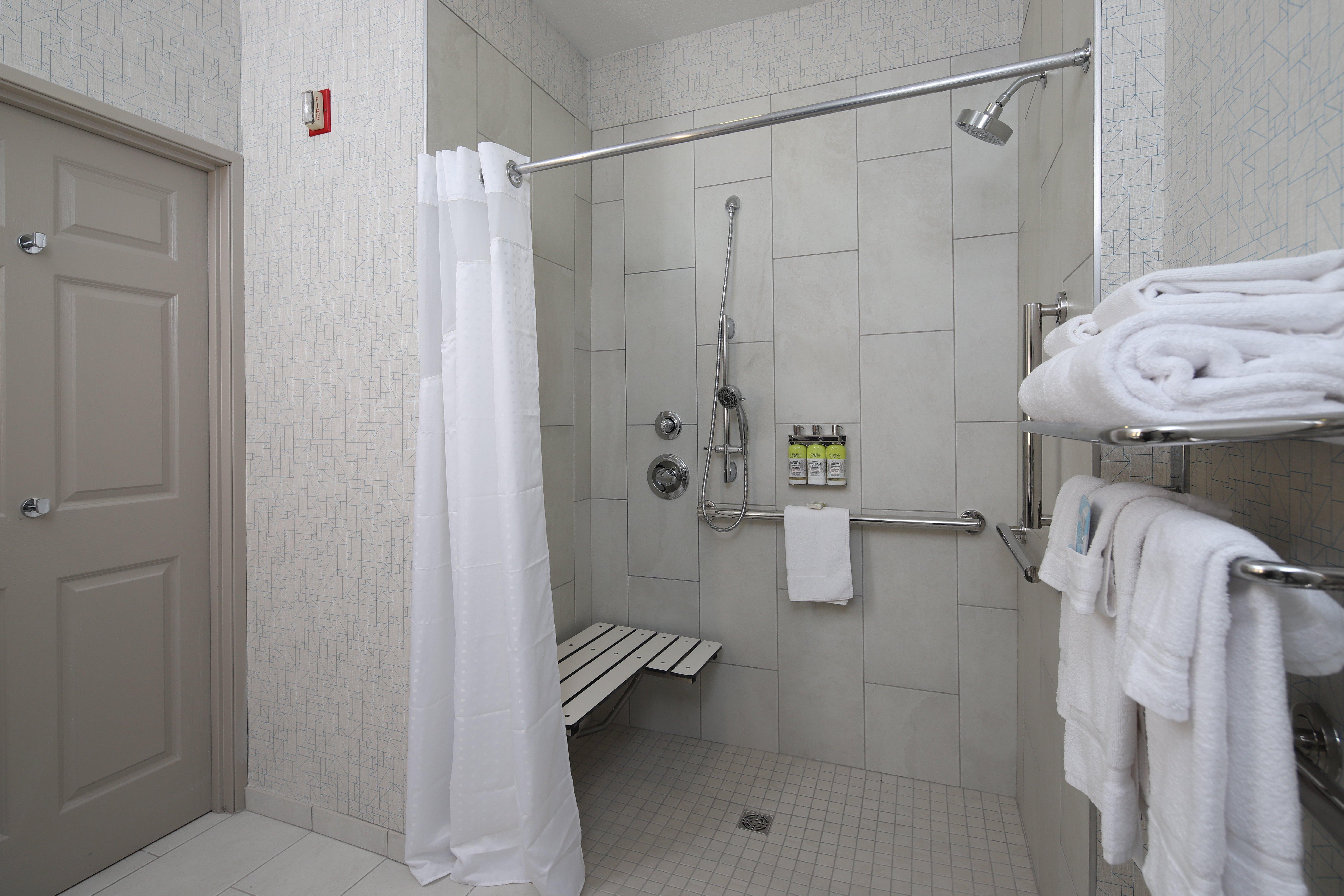 Holiday Inn Express Grand Rapids Southwest, An Ihg Hotel Грандвил Екстериор снимка