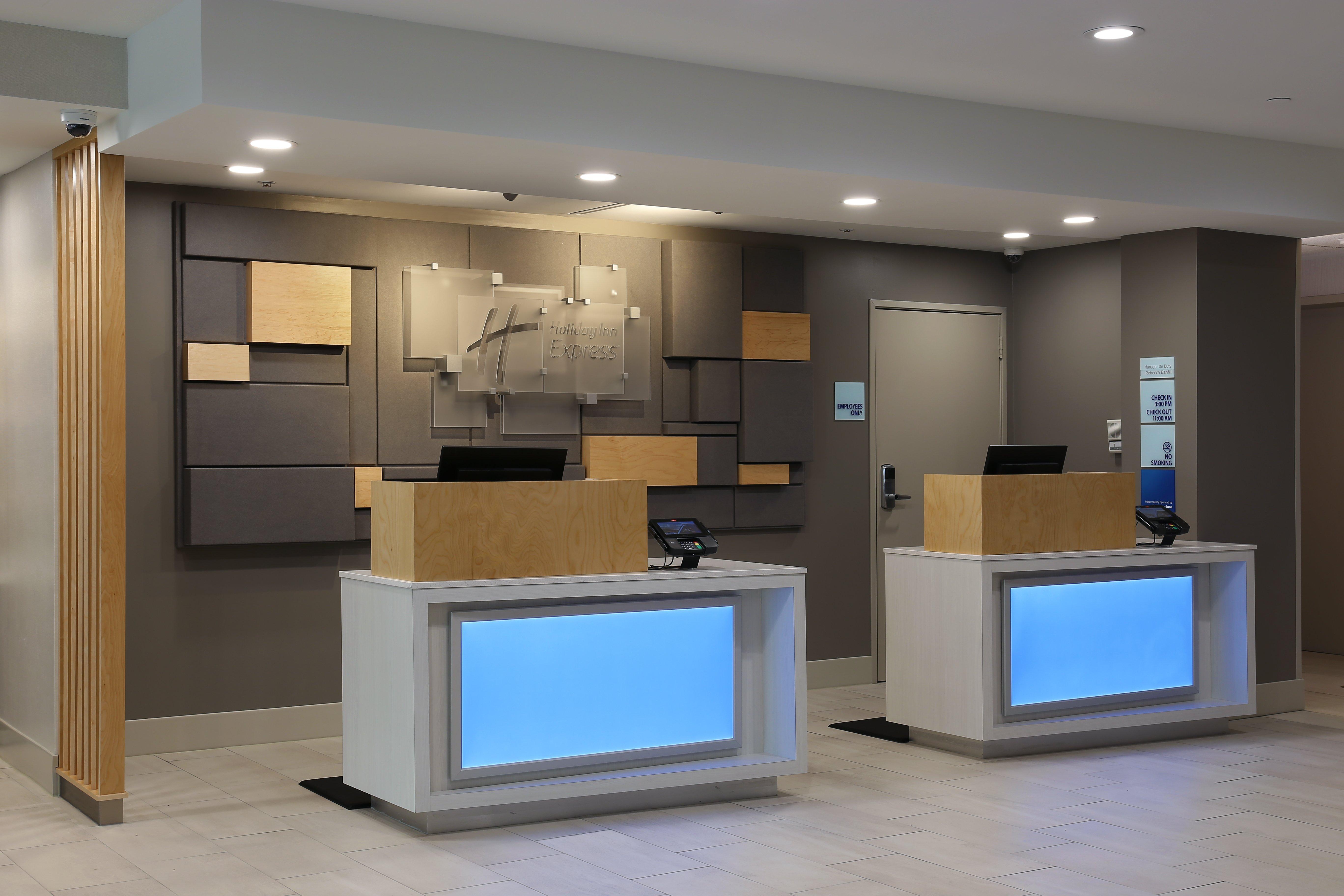 Holiday Inn Express Grand Rapids Southwest, An Ihg Hotel Грандвил Екстериор снимка